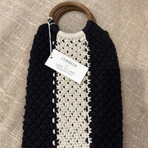 Curateur Black and Cream Knit Bag